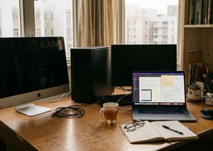 12 年 iMac 與 5 年 PC：何時應該止損，何時應該擱置？